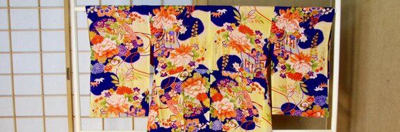 Japanische Kleidung & Textilien online kaufen | © Shoji Bau | Japanische Möbel und Antiquitäten