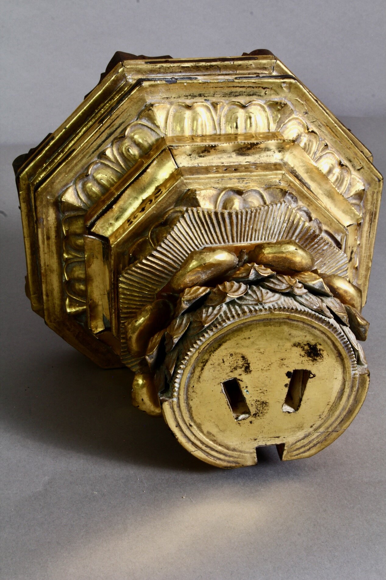 Feine Amida Nyorai Statue mit Lotusbasis und Strahlenkranz – spirituelle Skulptur aus Japan