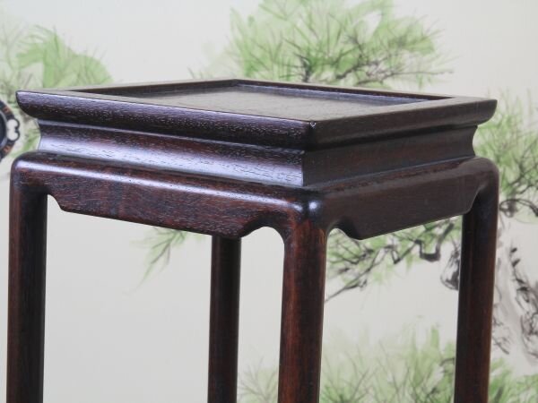 Table for Bonsai/Ikebana