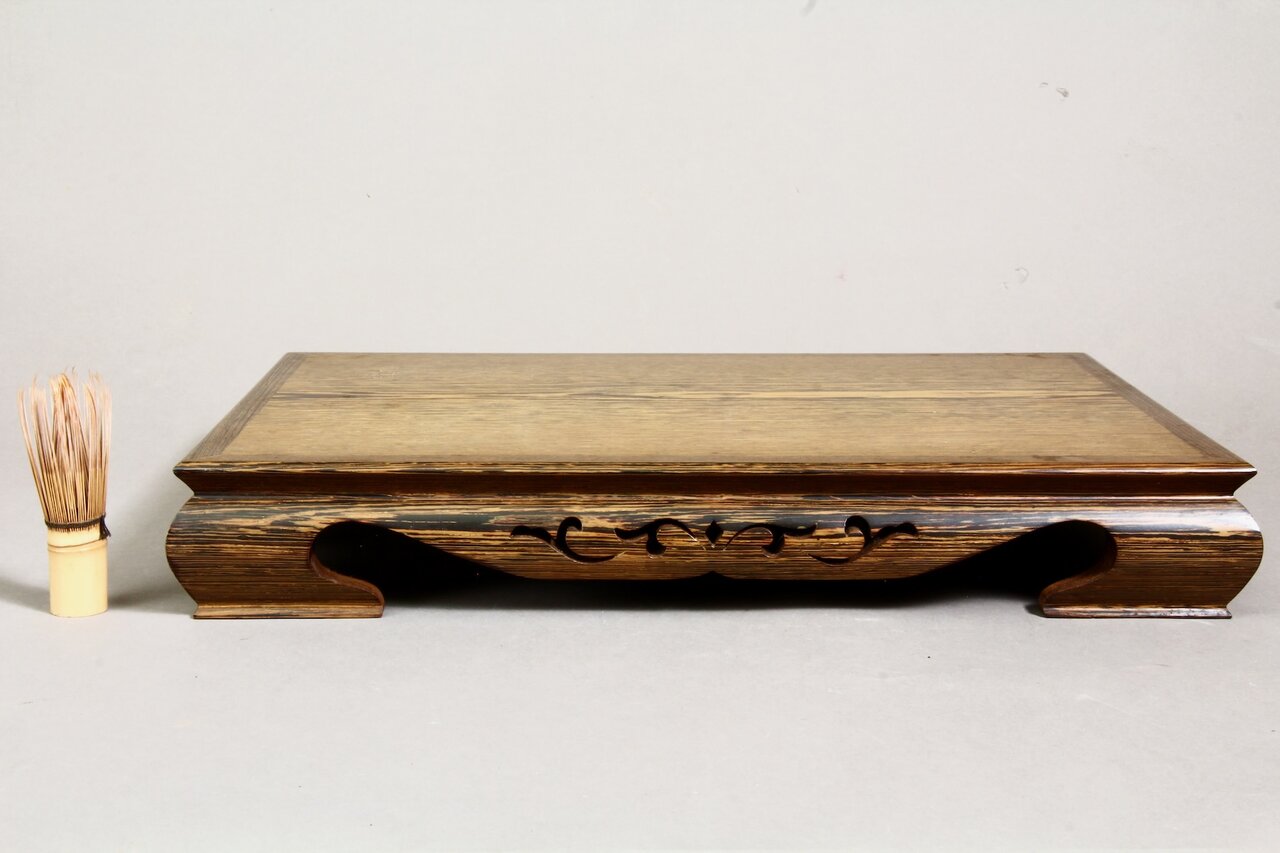 Ikebana table made of tropical hardwood | Shoji Bau