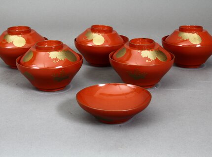 Japanische Urushi-Schalen rot Japanische Urushi-Schalen rot