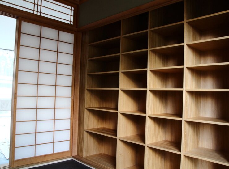 Japanische Einrichtung mit Shoji und Tatami