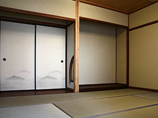 Wohnung japanisch einrichten - Shoji Bau bietet japanische Einrichtungsgegenstände und Kunst für Ihr Zuhause | © Shoji Bau | Japanische Räume und Möbel