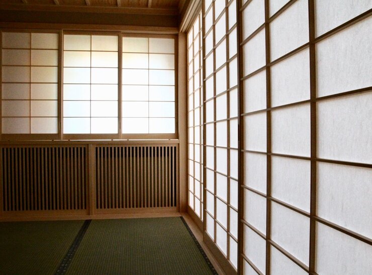 Japanische Einrichtung mit Tatami Matten