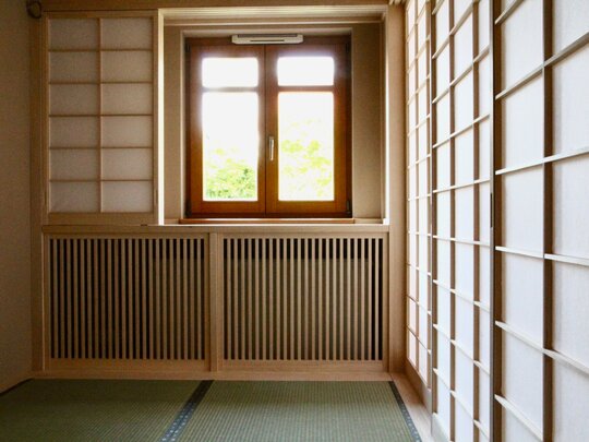 Japanische Einrichtung mit Tatami Matten | © Shoji Bau | Japanische Räume und Möbel