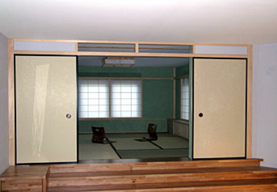Japanische Raumgestaltung mit Fusuma, Tatami, Shoji und Zaisu | © Shoji Bau | Japanische Räume und Möbel